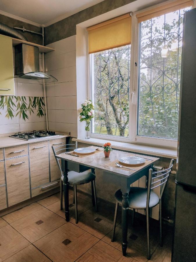 2 К Квартира Рядом Стадион Металлист М. Спортивная. Kharkiv Eksteriør billede