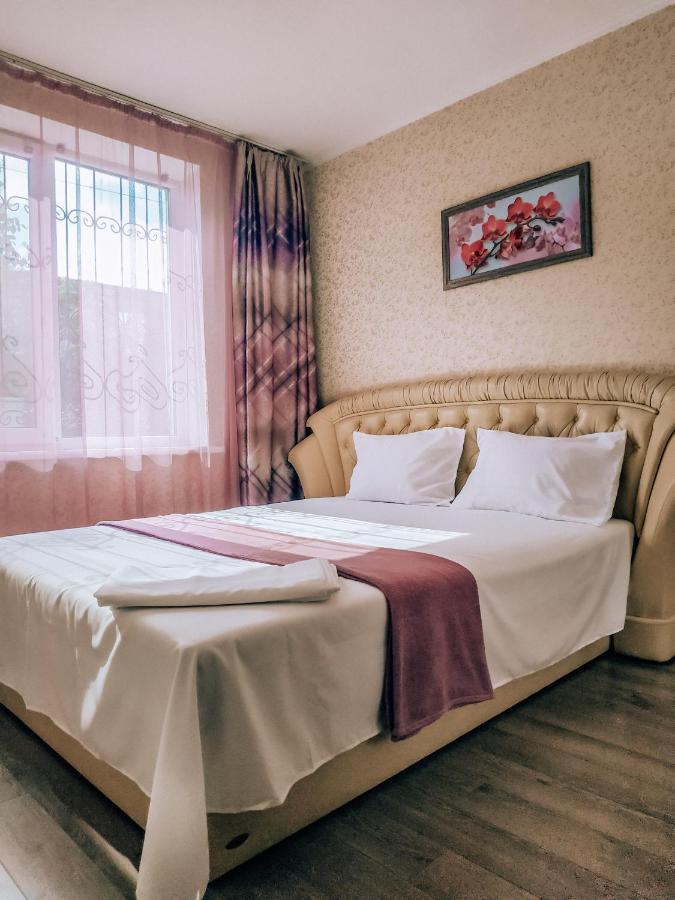 2 К Квартира Рядом Стадион Металлист М. Спортивная. Kharkiv Eksteriør billede